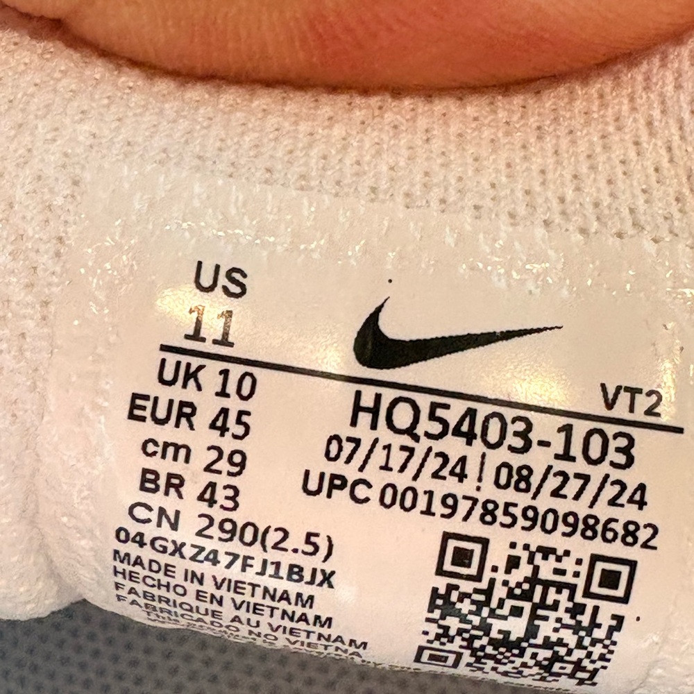 Brand New In The Box. Classic 2005 Nike Air Pegasus. Mens Size 11. 🔥🔥🔥 - Picture 11 of 12